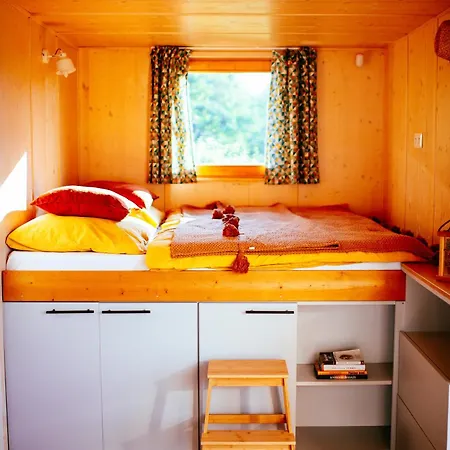キャンプ場 Off-grid Maringotka Cibeba *